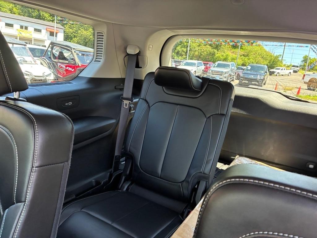Jeep Grand Cherokee L Limited 4D SUV 4WD 2021