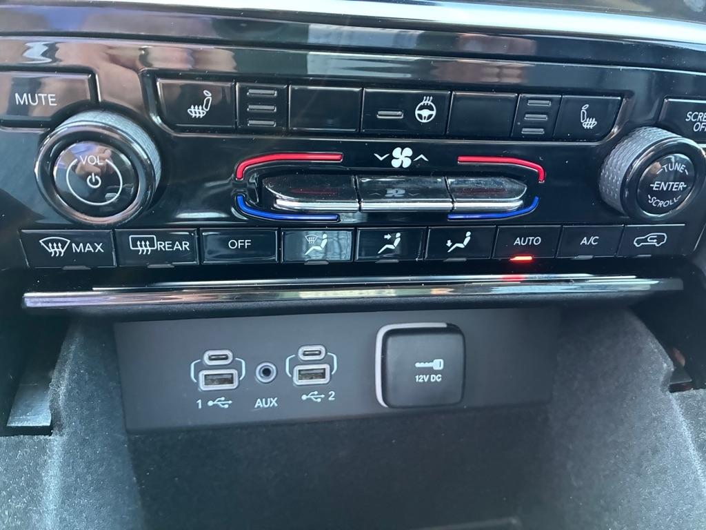 Jeep Grand Cherokee L Limited 4D SUV 4WD 2021