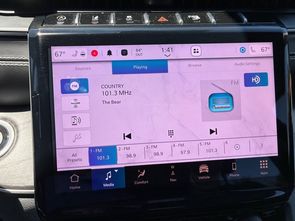 Jeep Grand Cherokee L Limited 4D SUV 4WD 2021