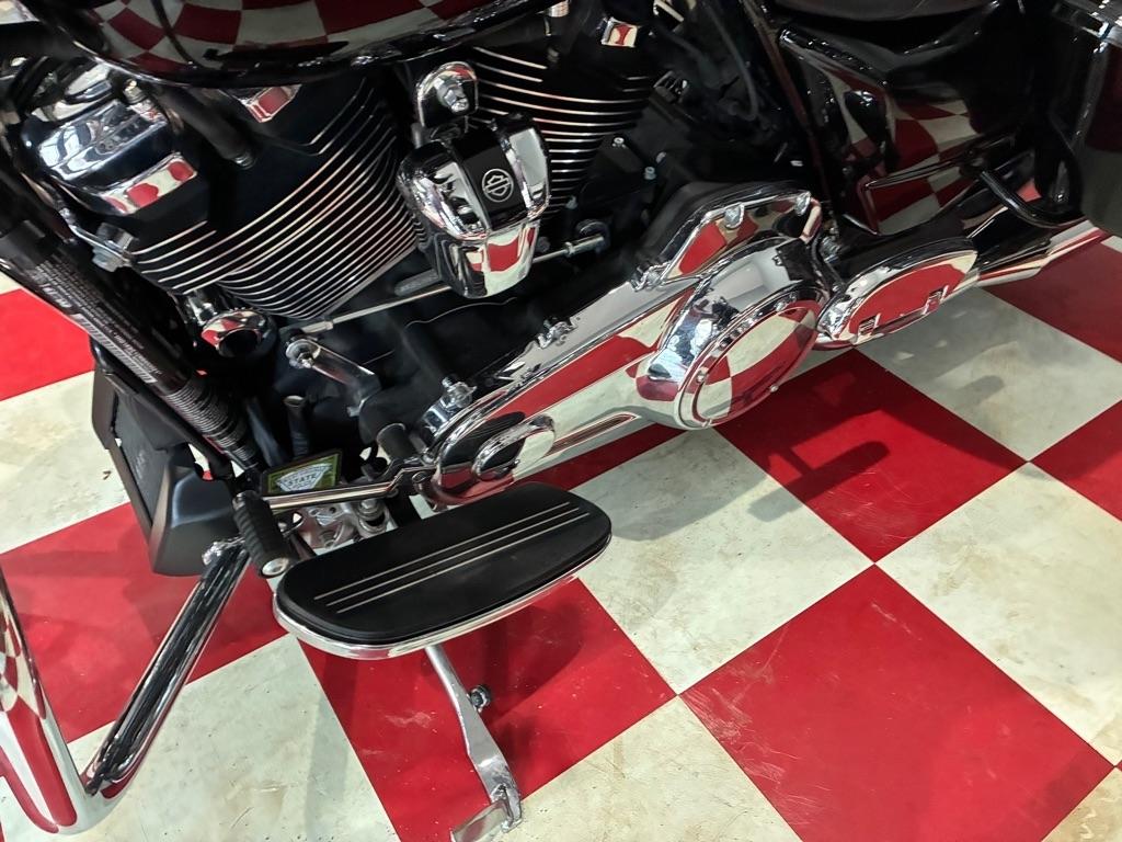 Harley-Davidson Street Glide  2022