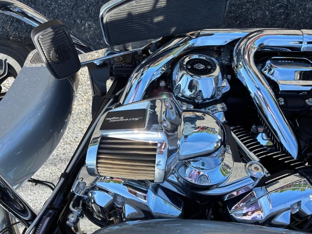 Harley-Davidson Road King  2019