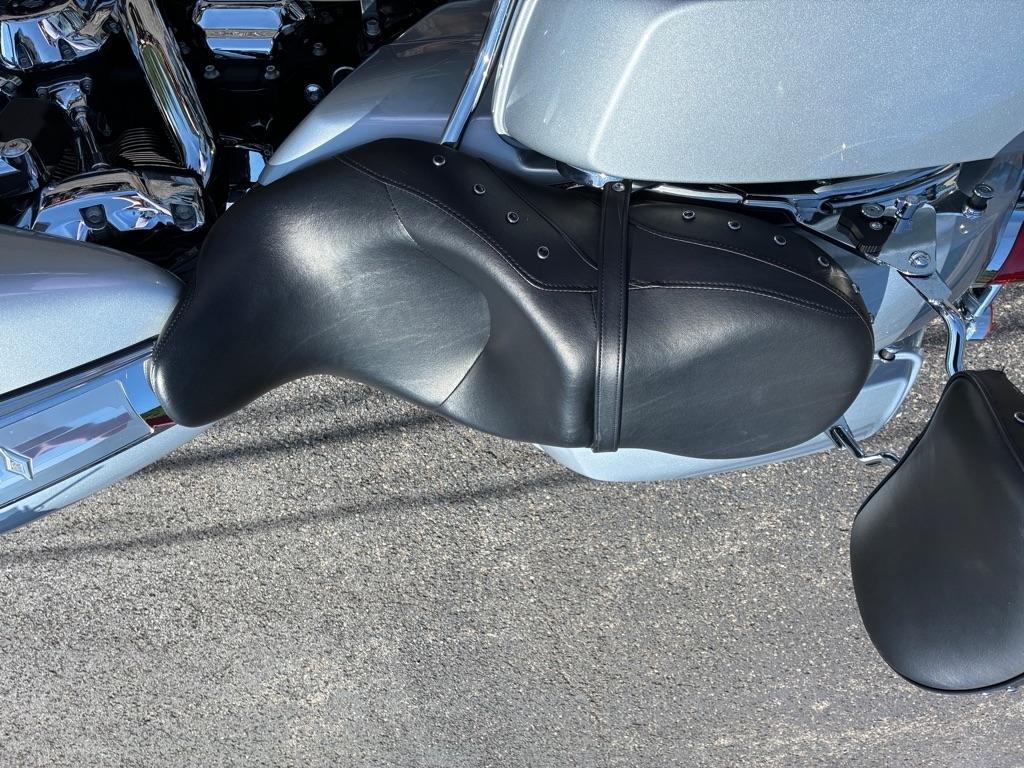 Harley-Davidson Road King  2019