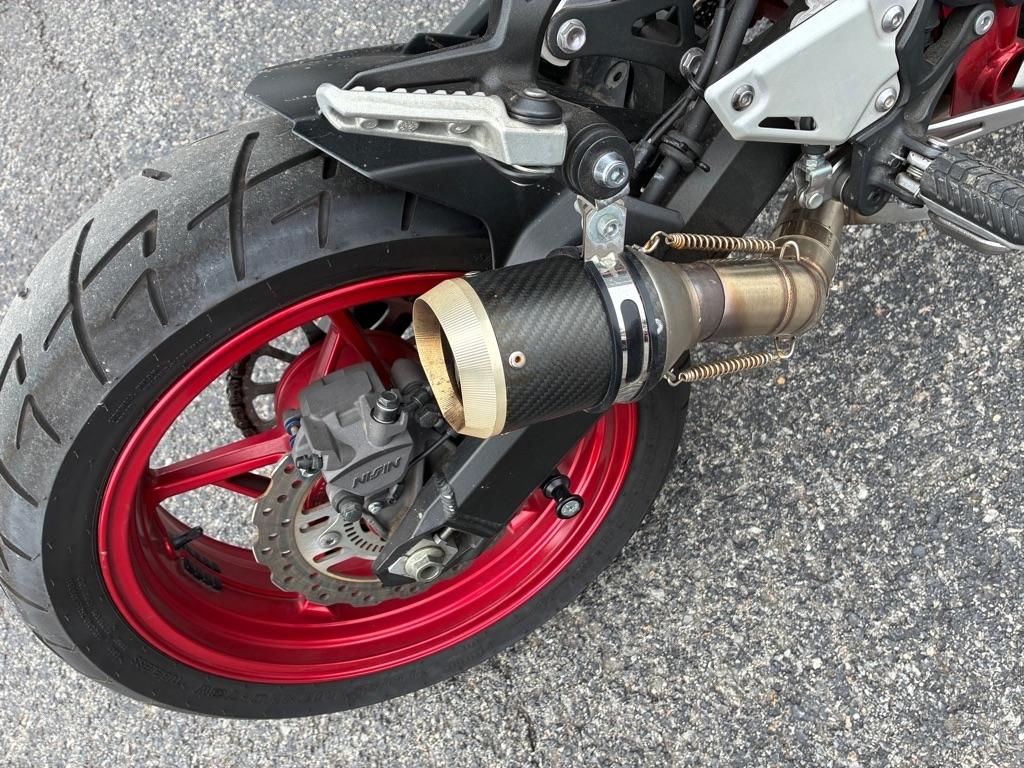 Kawasaki ZR900  2023