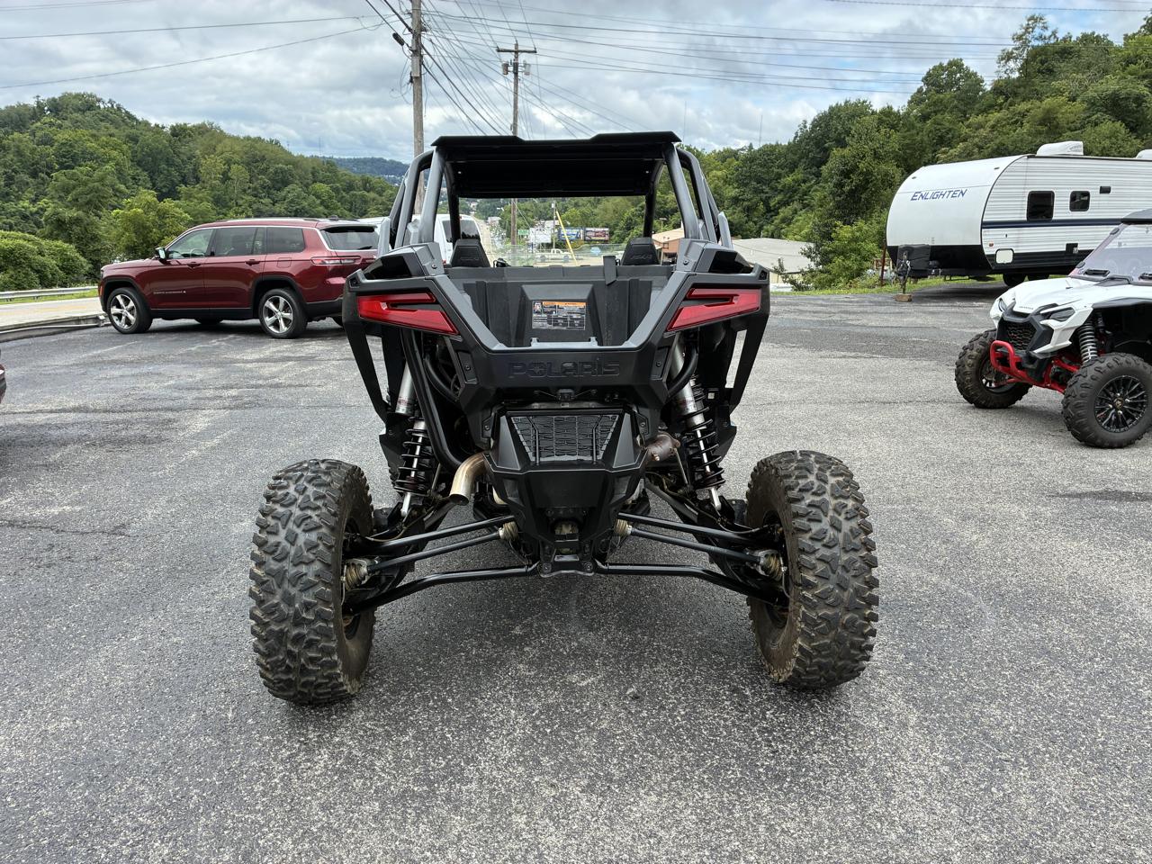 Polaris RZR  2024