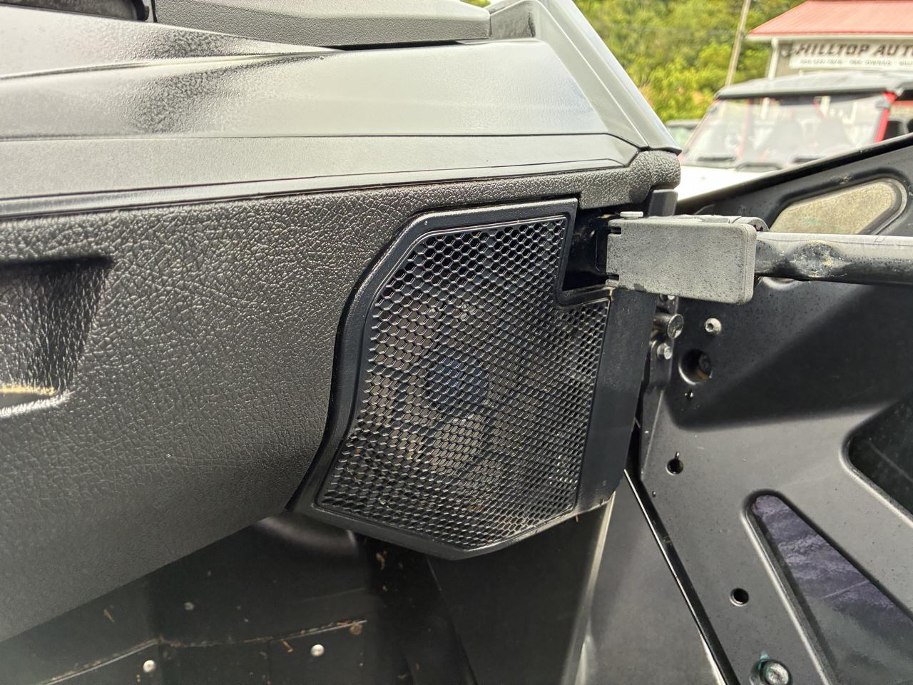 Polaris RZR  2024