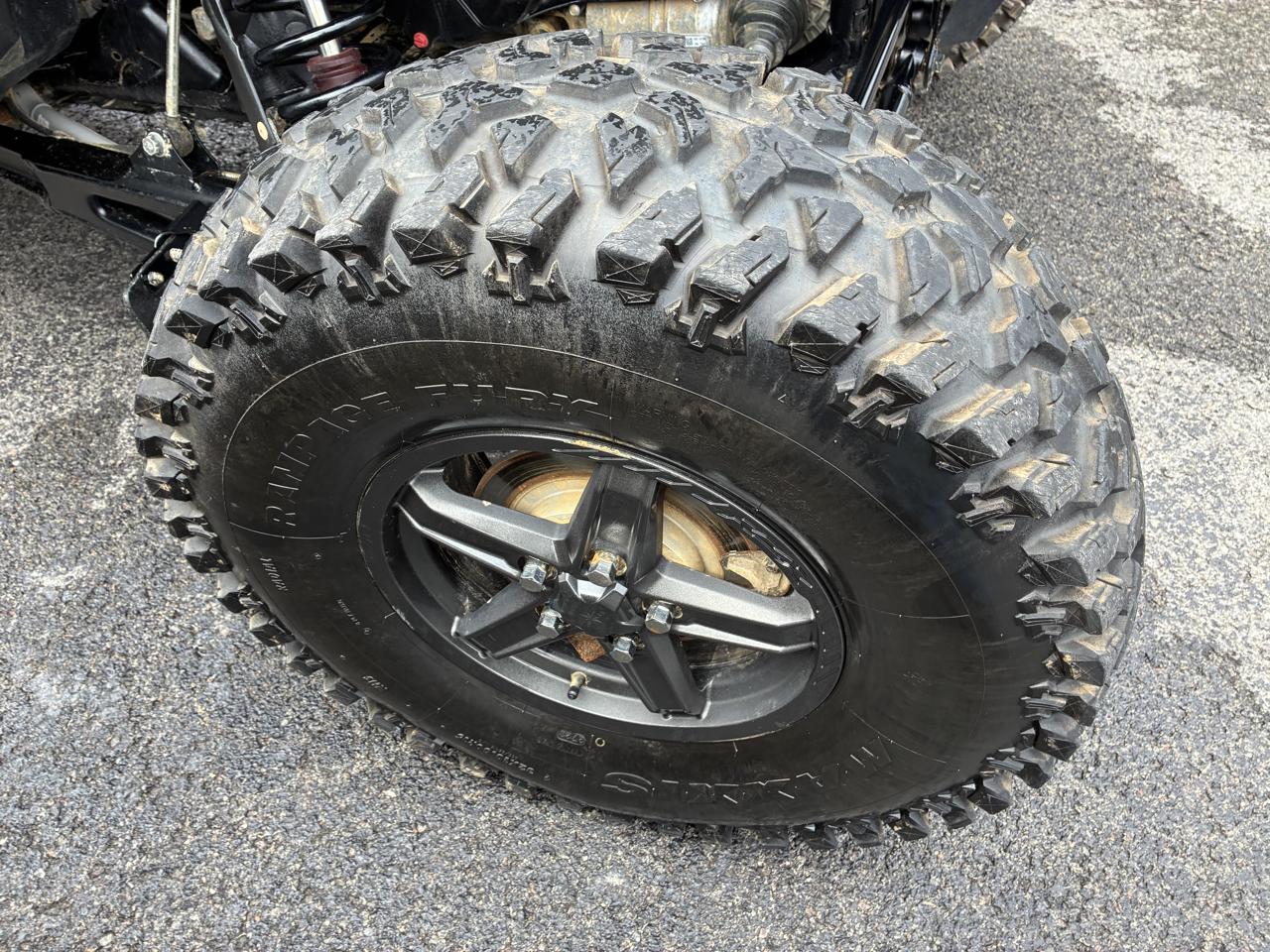 Polaris RZR  2024