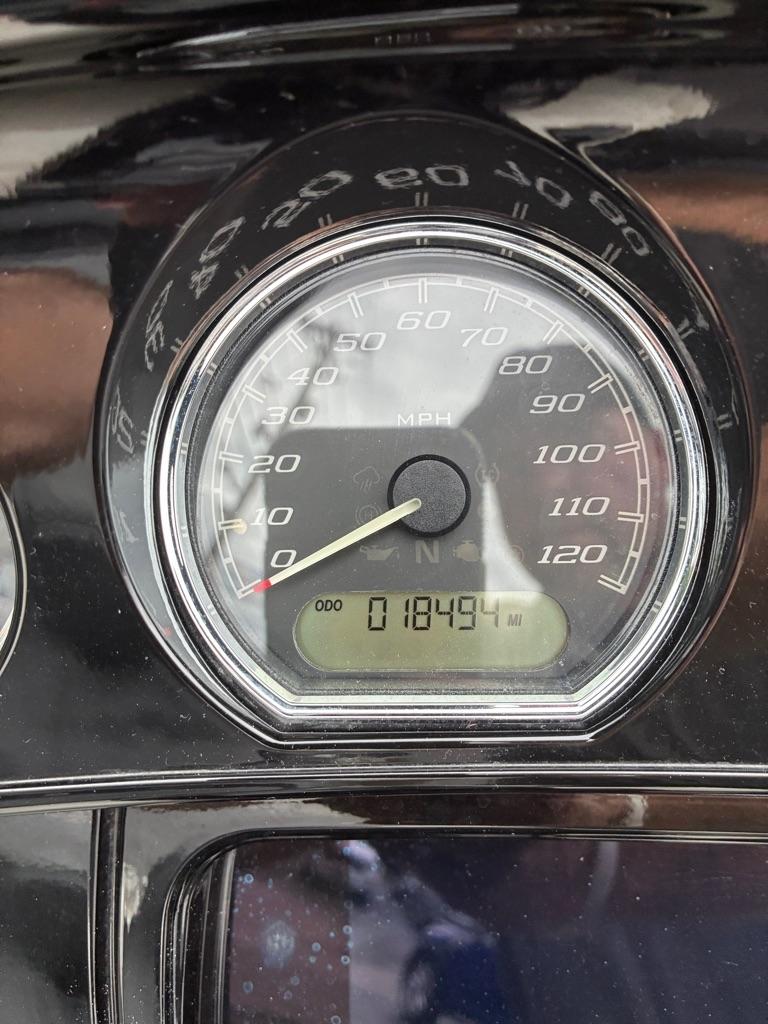 Harley-Davidson FLHXST  2023