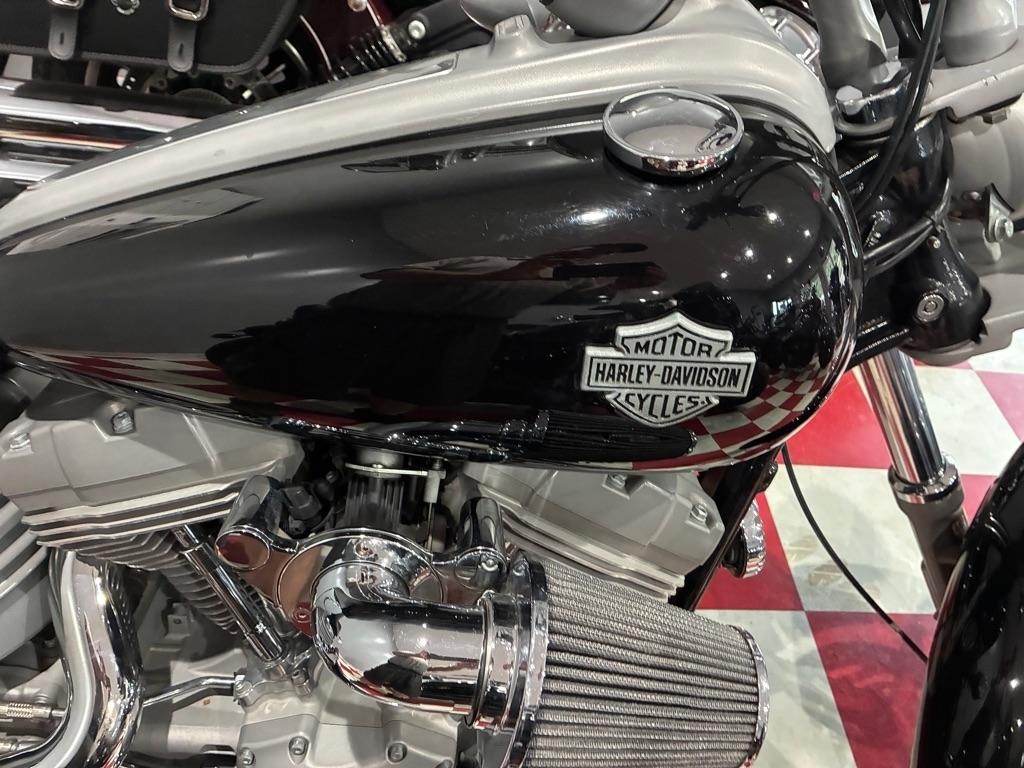 Harley-Davidson FXCW  2008
