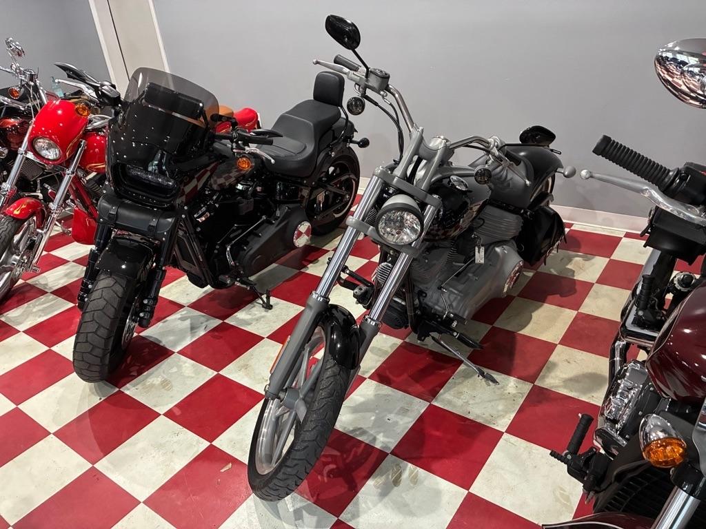Harley-Davidson FXCW  2008