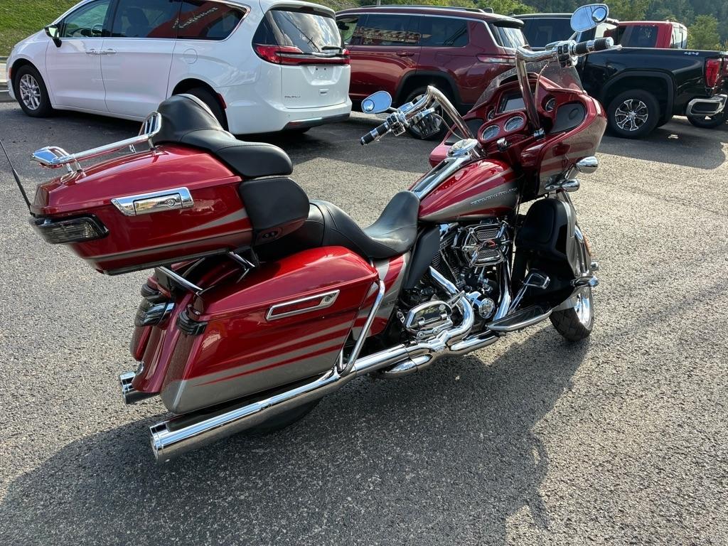 Harley-Davidson CVO Road Glide Ultra  2016