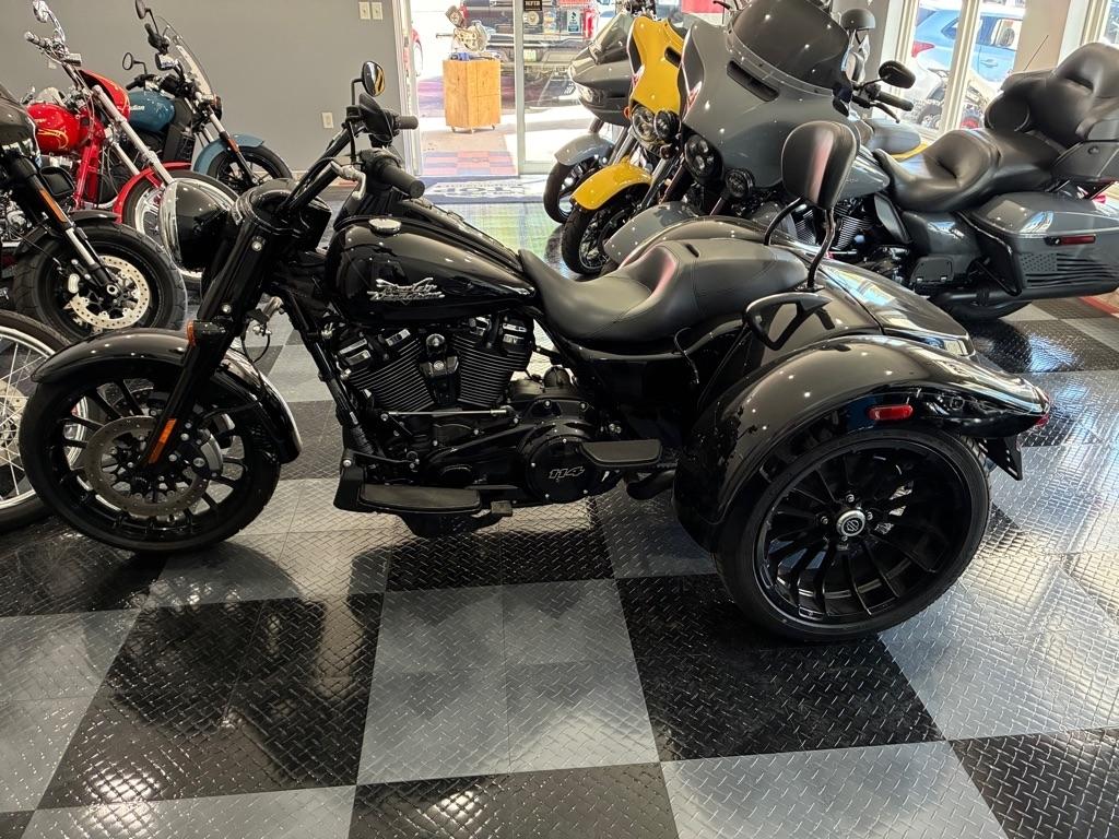 Harley-Davidson FLRT  2024