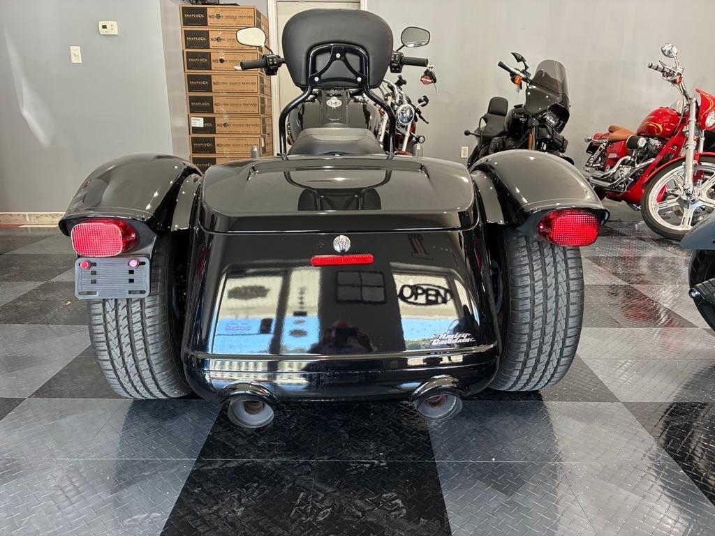 Harley-Davidson FLRT  2024