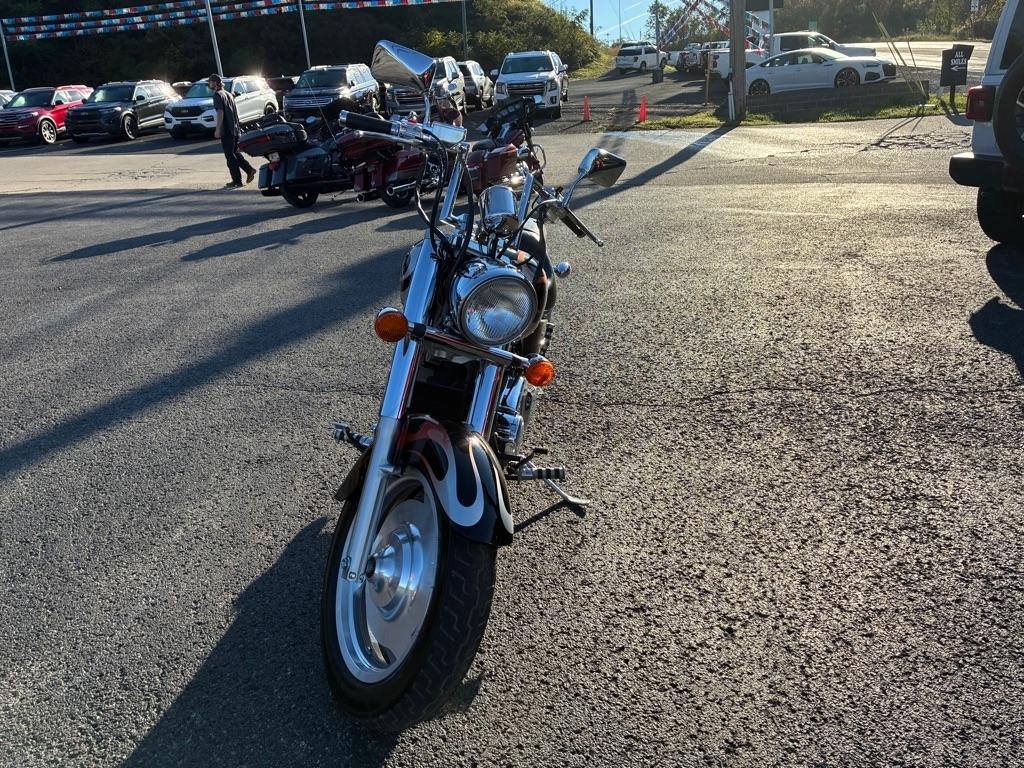 Honda VT1100C2  2005