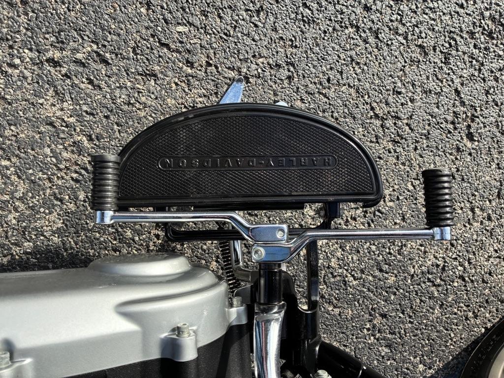 Harley-Davidson FLSTFB  2010