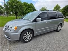 2014 Chrysler Town & Country 