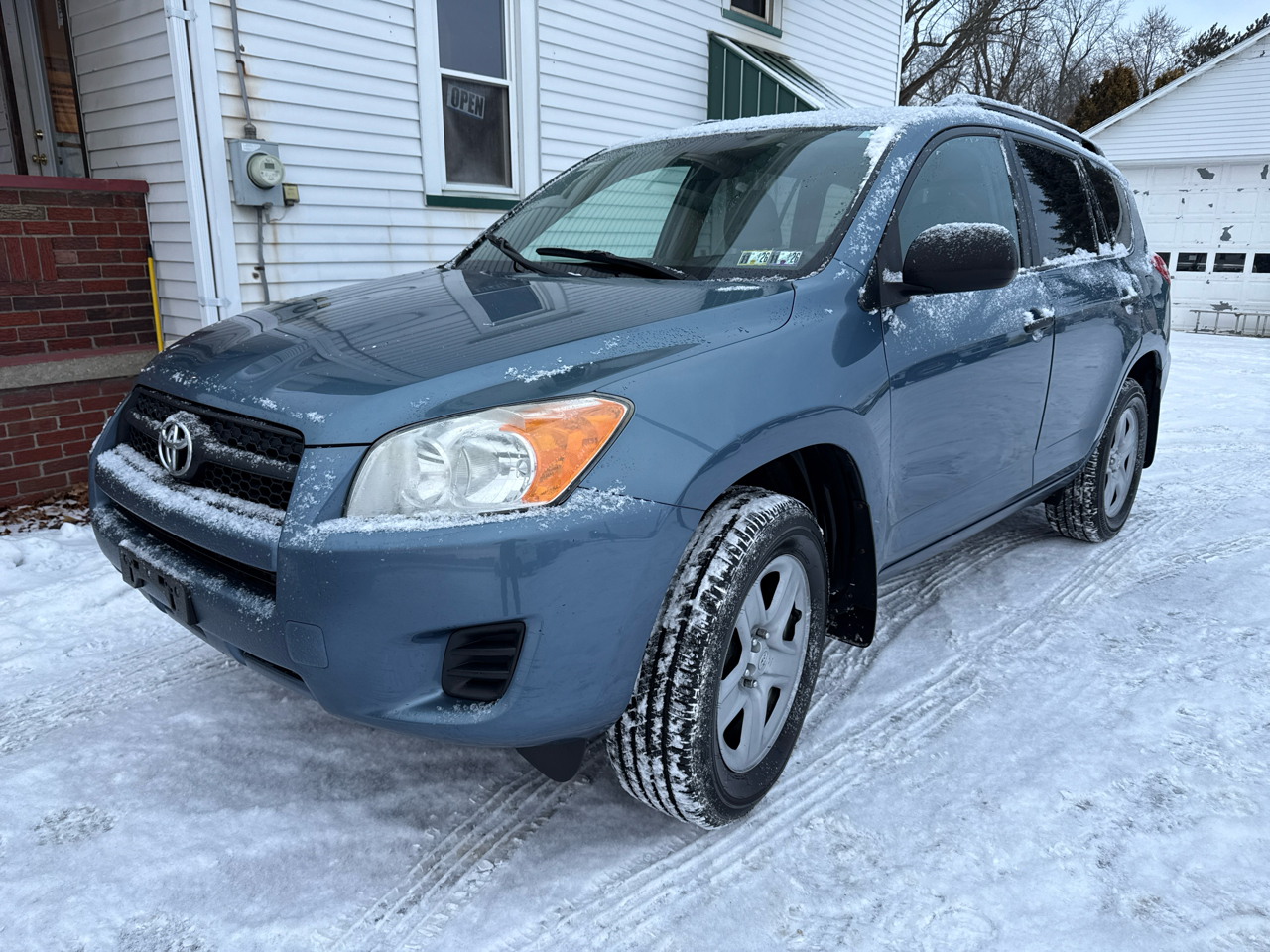 2009 Toyota RAV4 Base I4 4WD