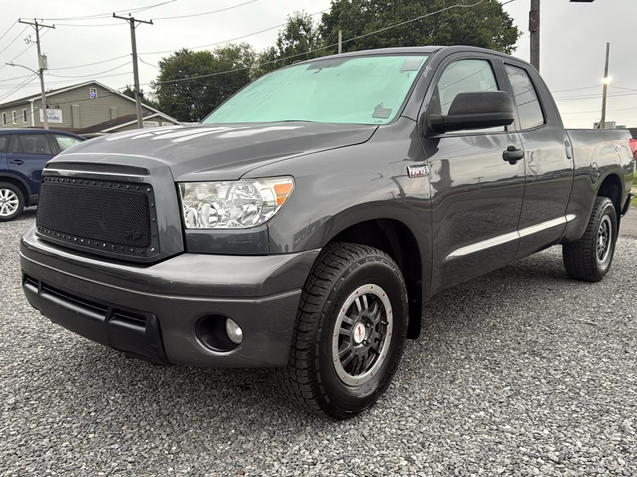 2011 Toyota Tundra 4WD Double 164.6" 5.7L V8 SR5 (Natl