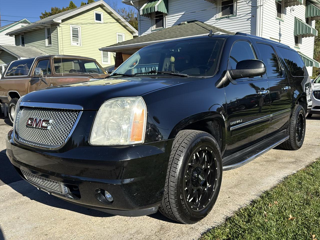 2012 GMC Yukon Denali XL 4WD