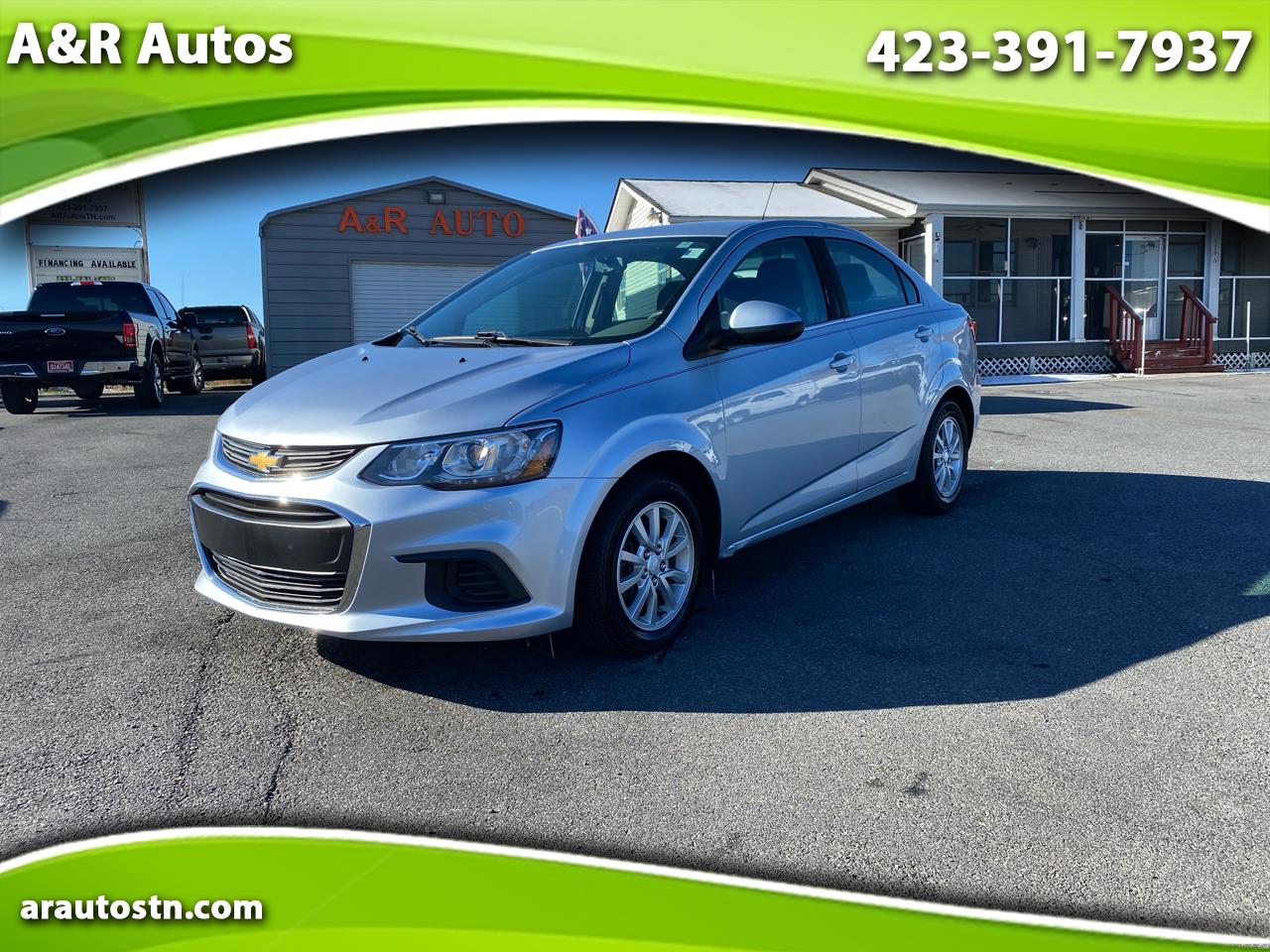 2017 Chevrolet Sonic LT's photo