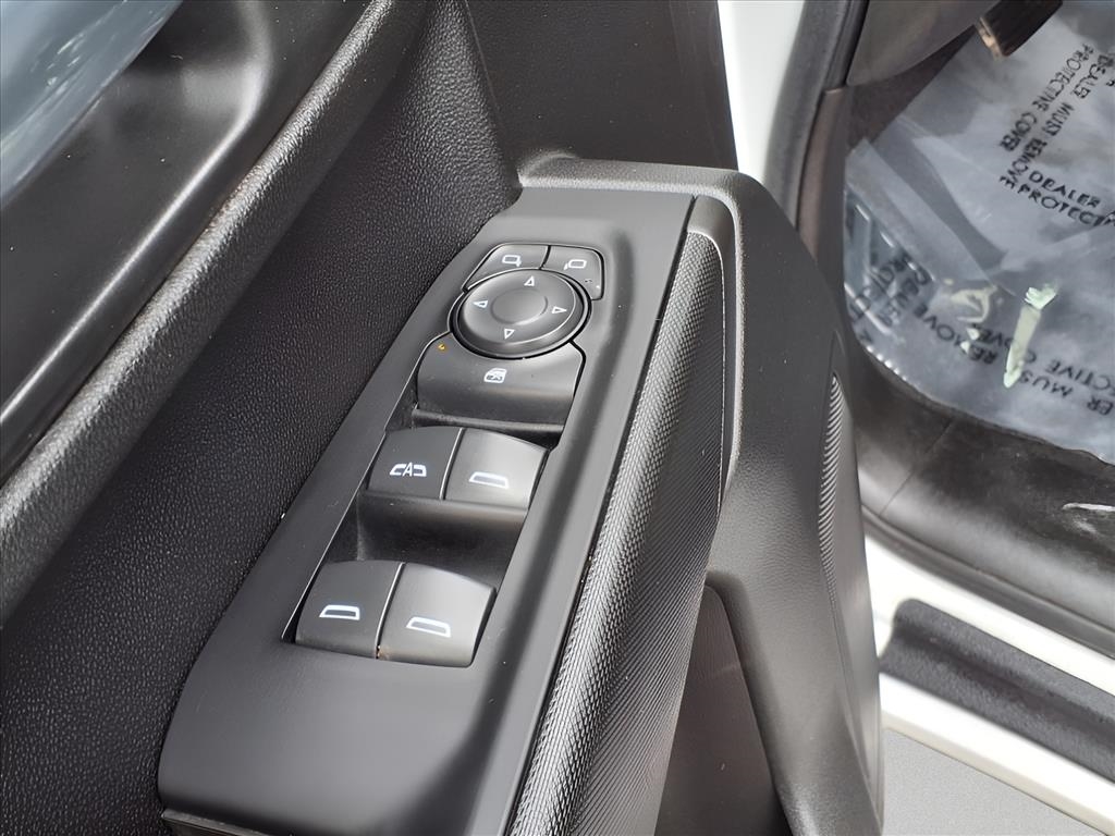 Chevrolet Silverado 1500 4WD Crew Cab 147" Custom 2021