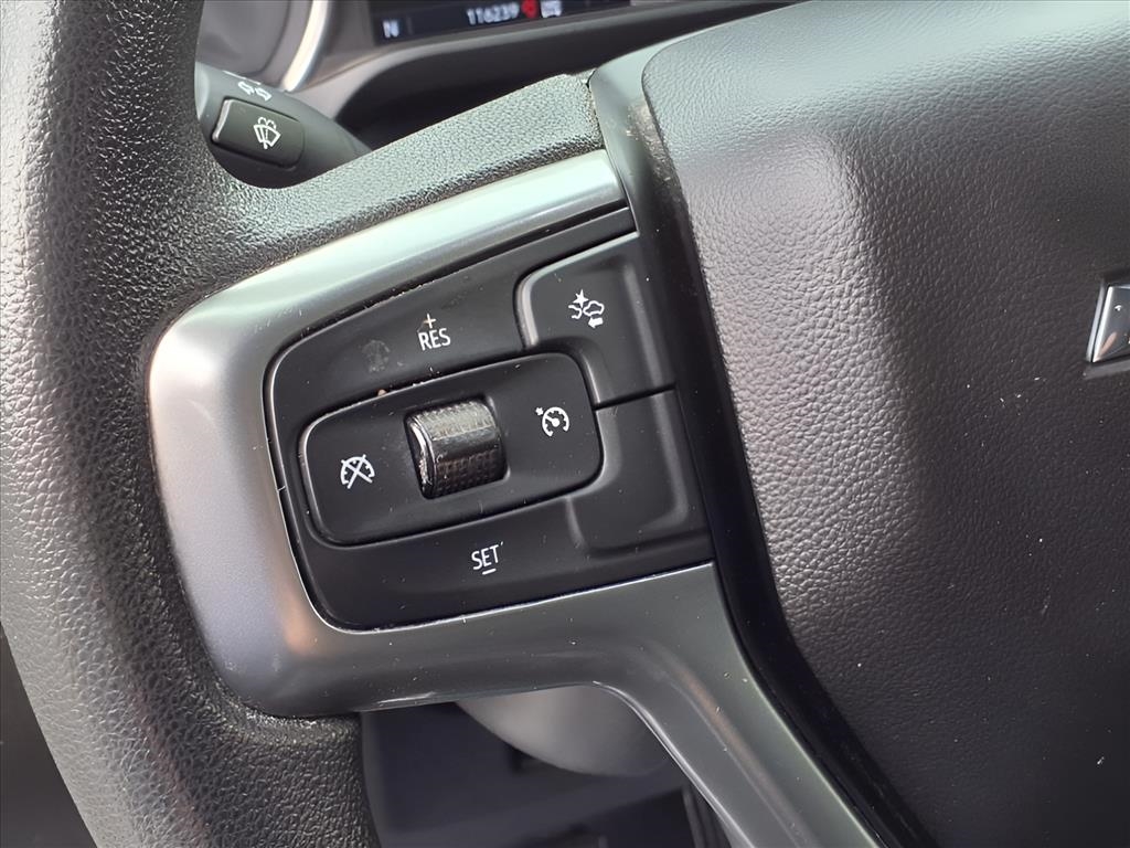 Chevrolet Silverado 1500 4WD Crew Cab 147" Custom 2021