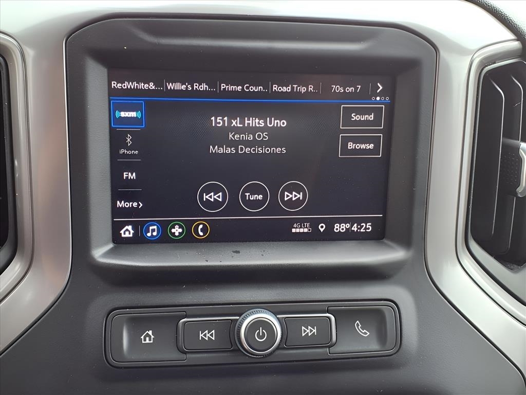 Chevrolet Silverado 1500 4WD Crew Cab 147" Custom 2021