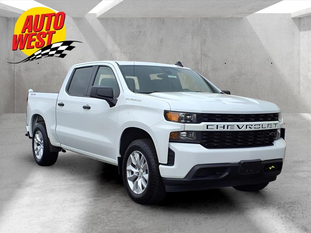 Chevrolet Silverado 1500 4WD Crew Cab 147" Custom 2021