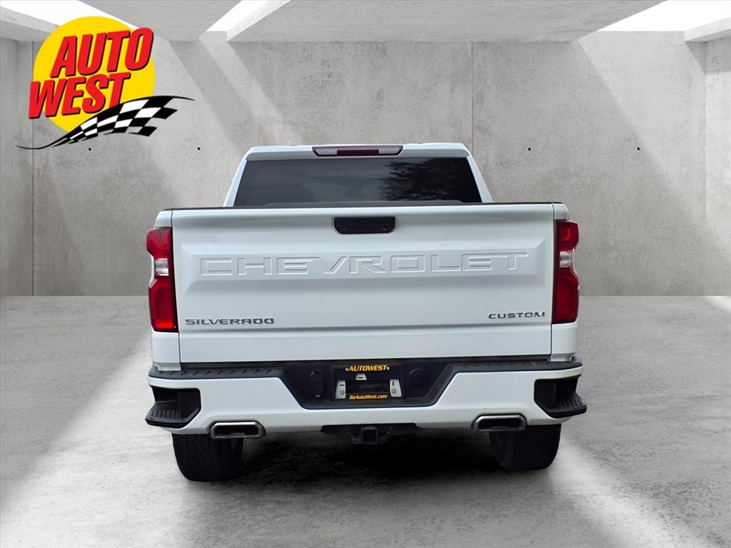 2021 Chevrolet Silverado 1500 Custom photo 4