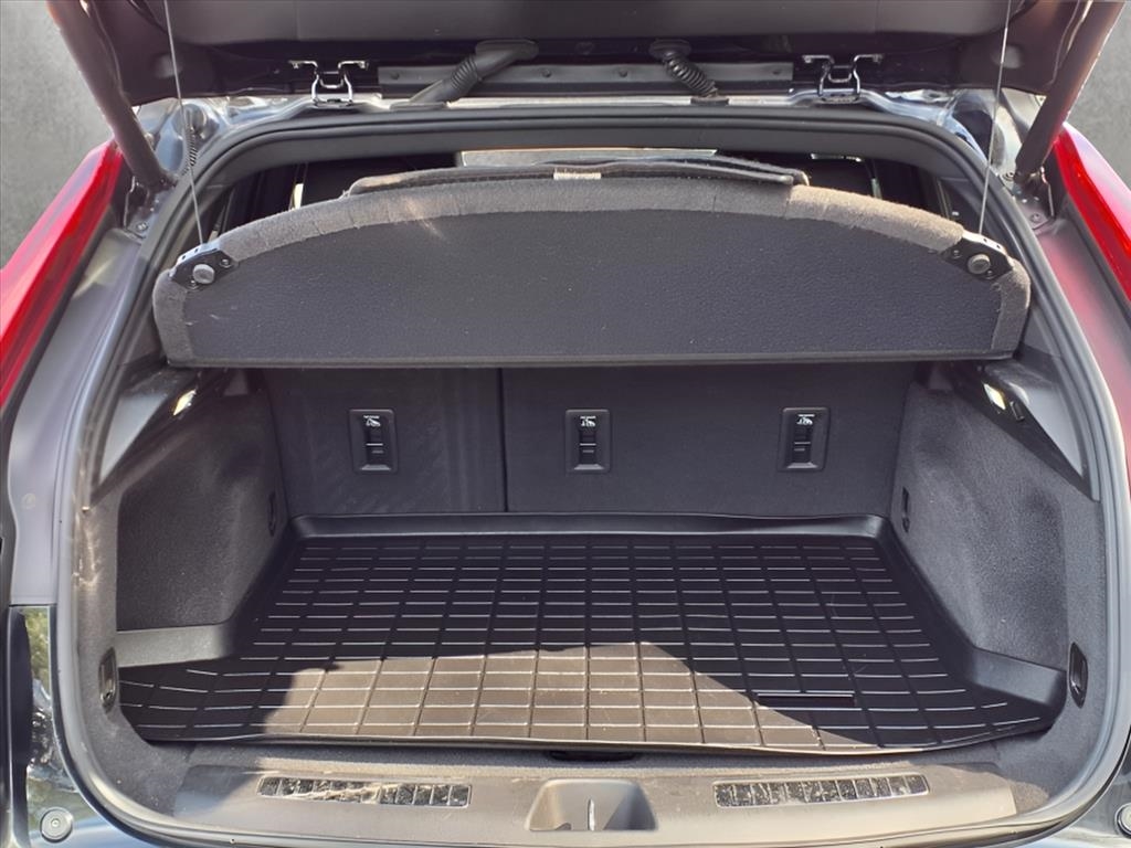 Cadillac XT4 AWD 4dr Premium Luxury 2021