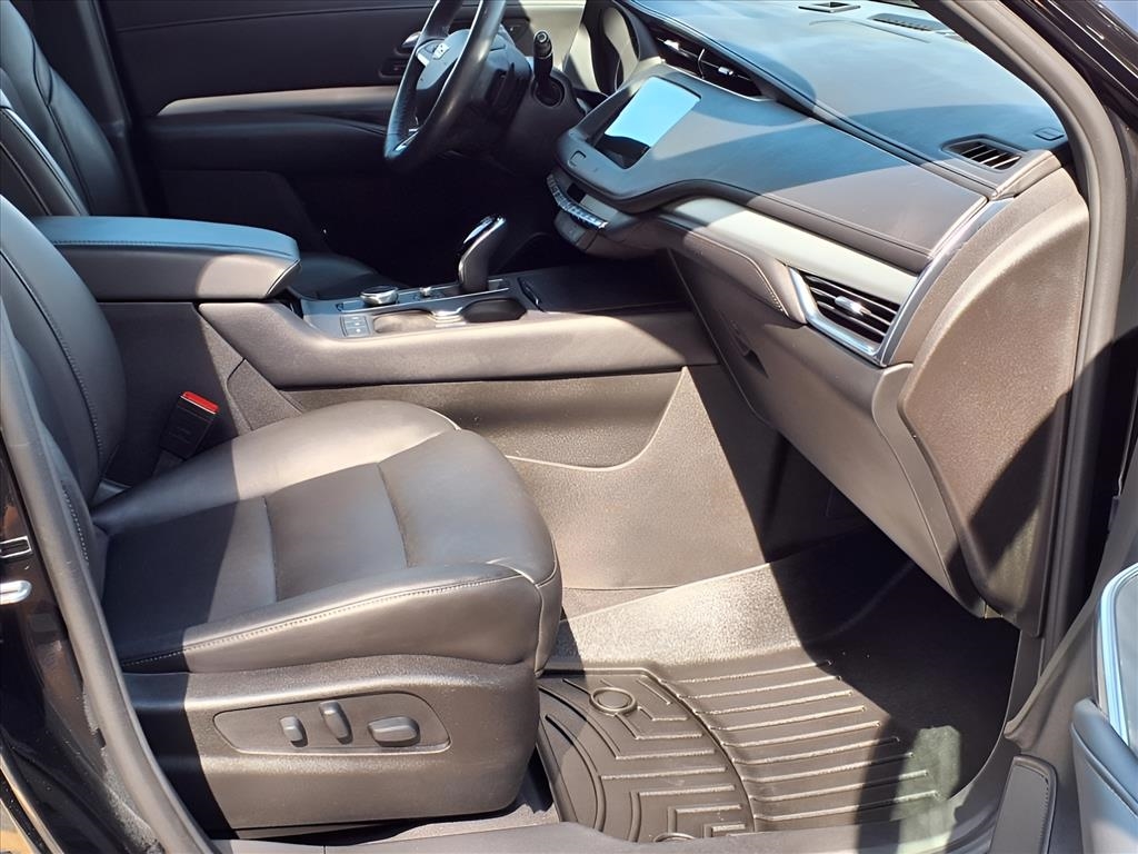 Cadillac XT4 AWD 4dr Premium Luxury 2021