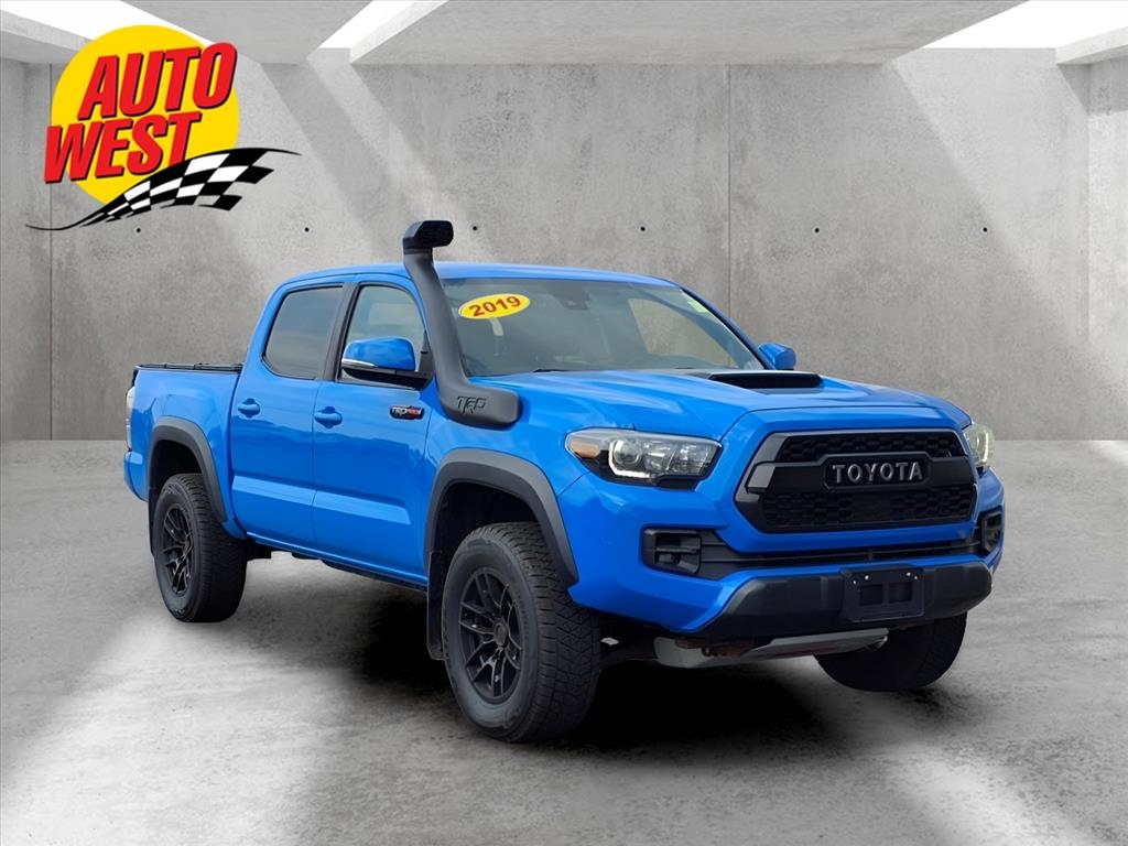 Toyota Tacoma 4WD TRD Off Road Double Cab 5' Bed V6 AT (Natl) 2019