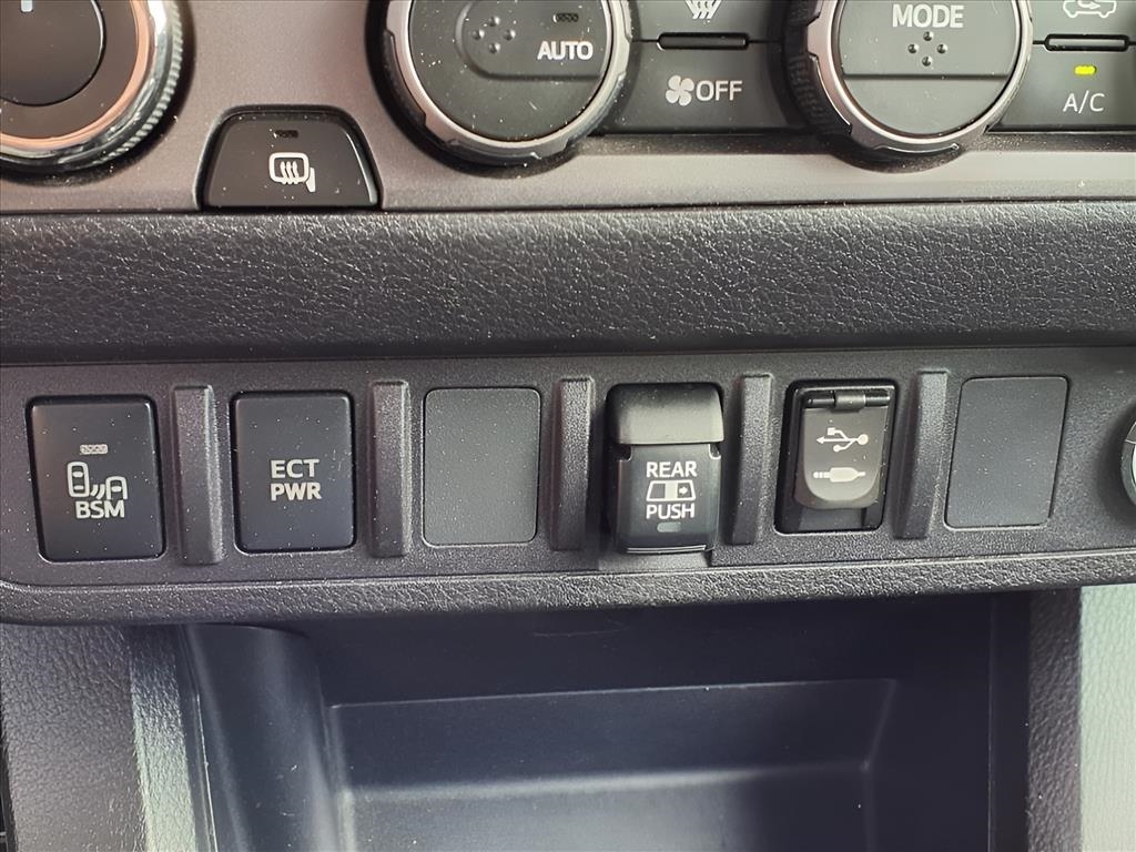 Toyota Tacoma 4WD TRD Off Road Double Cab 5' Bed V6 AT (Natl) 2019