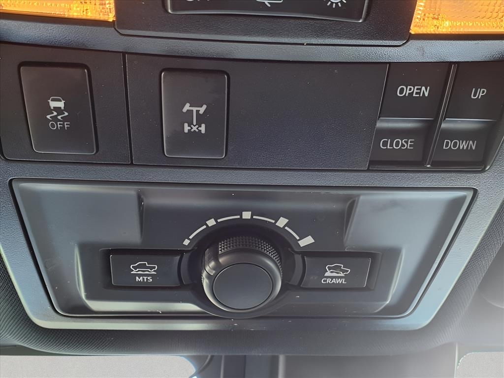 Toyota Tacoma 4WD TRD Off Road Double Cab 5' Bed V6 AT (Natl) 2019