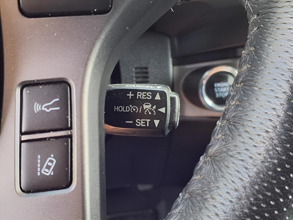 Toyota Tacoma 4WD TRD Off Road Double Cab 5' Bed V6 AT (Natl) 2019