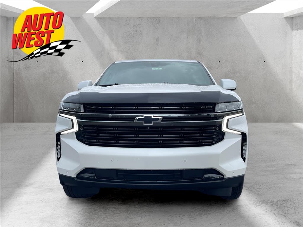 Chevrolet Suburban 4WD 4dr RST 2022