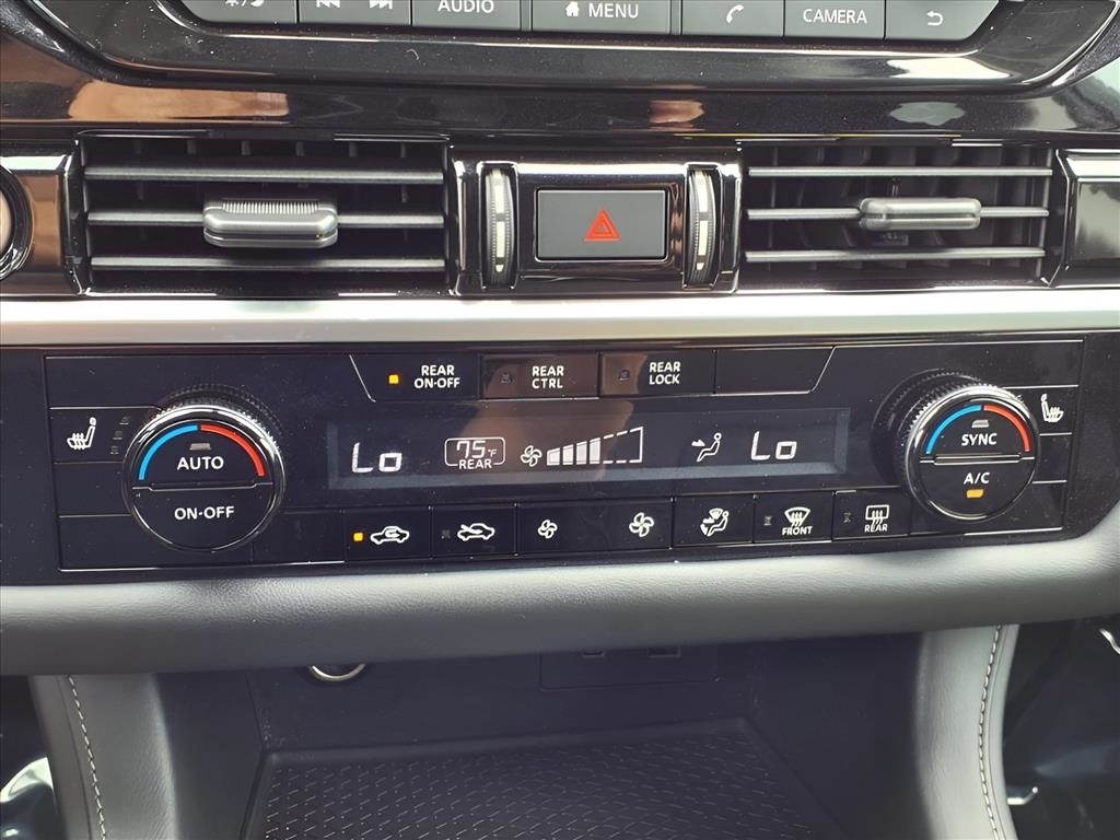 Nissan Pathfinder SV 4WD 2022