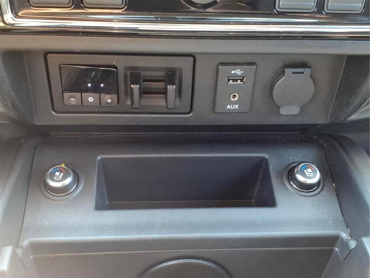 2017 Nissan Titan XD Platinum Reserve - Photo 28