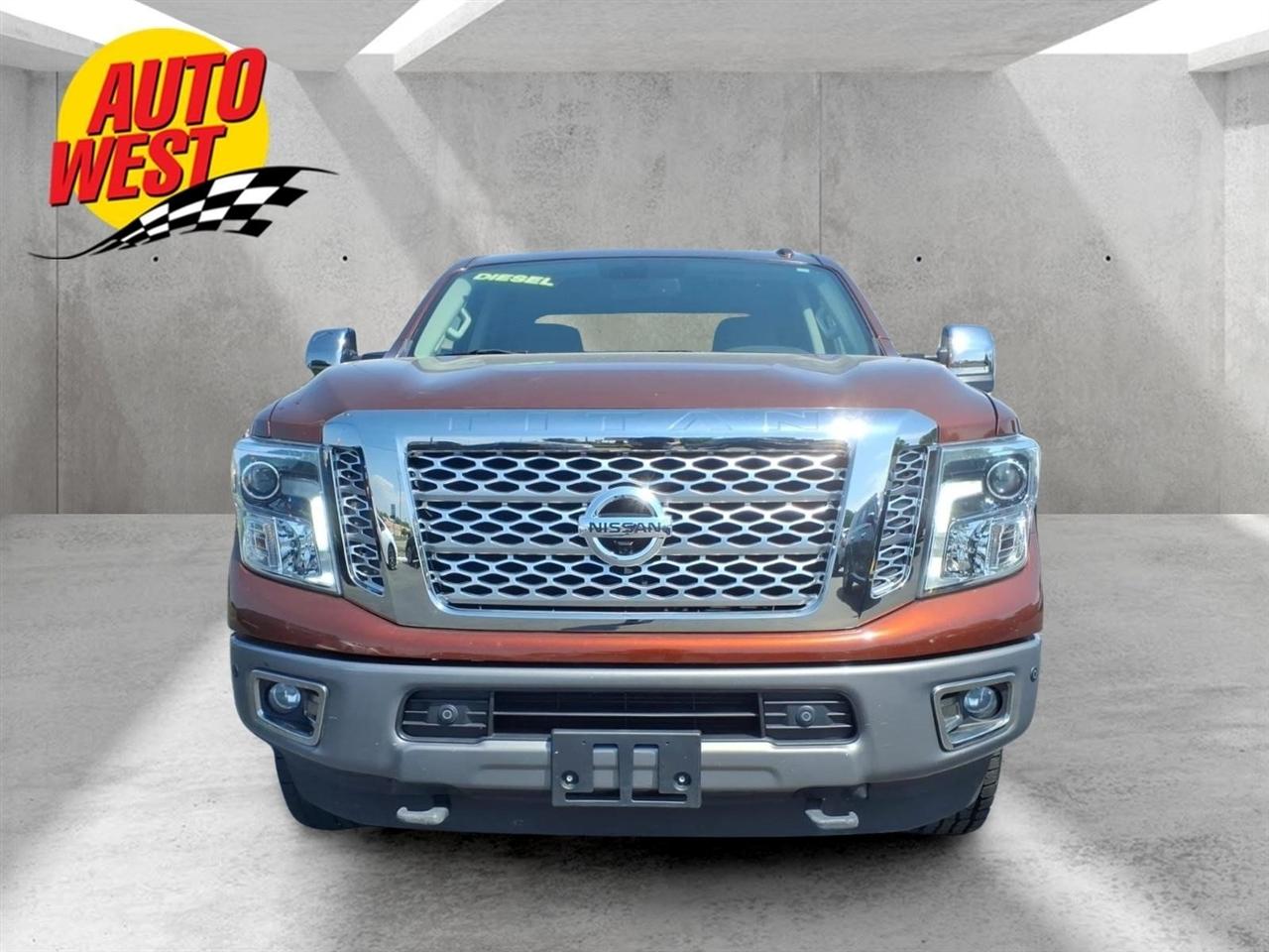 2017 Nissan Titan XD Platinum Reserve - Photo 2