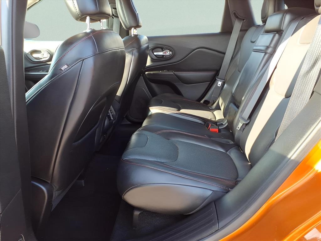 Jeep Cherokee 4WD 4dr Trailhawk 2016