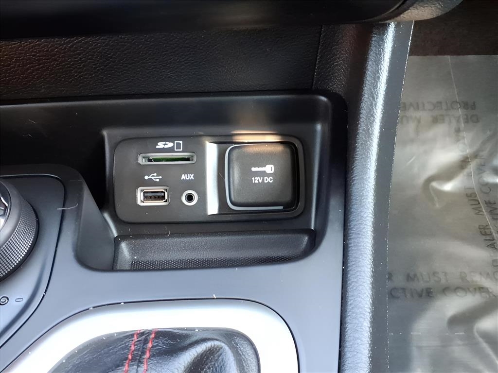 Jeep Cherokee 4WD 4dr Trailhawk 2016