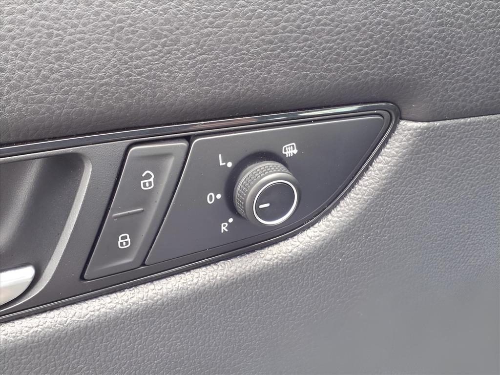 Volkswagen Passat 2.0T SE Auto 2022