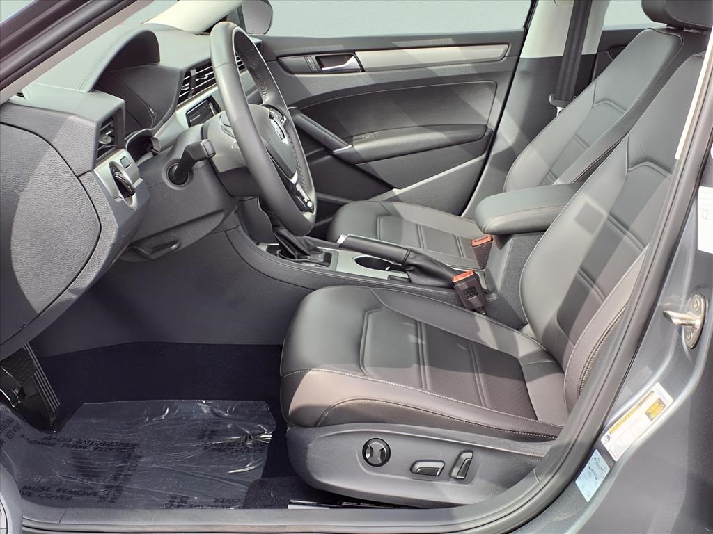 Volkswagen Passat 2.0T SE Auto 2022