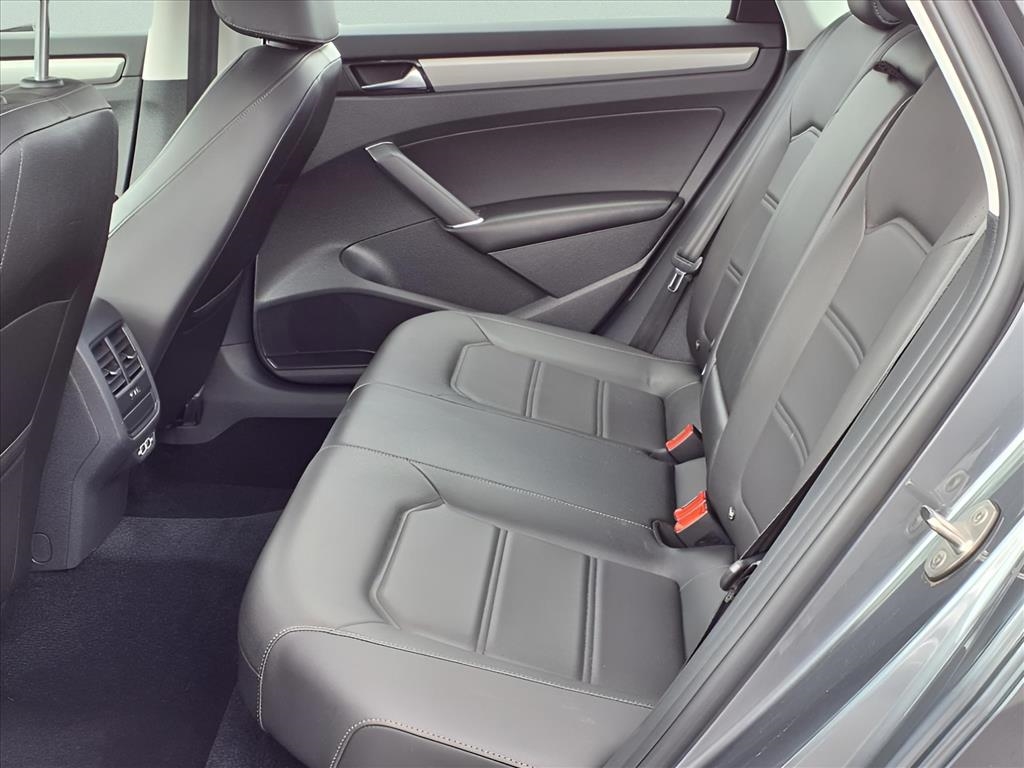 Volkswagen Passat 2.0T SE Auto 2022
