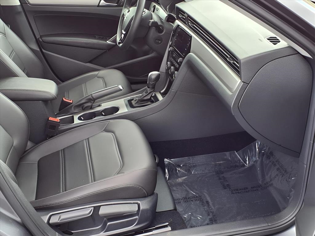 Volkswagen Passat 2.0T SE Auto 2022