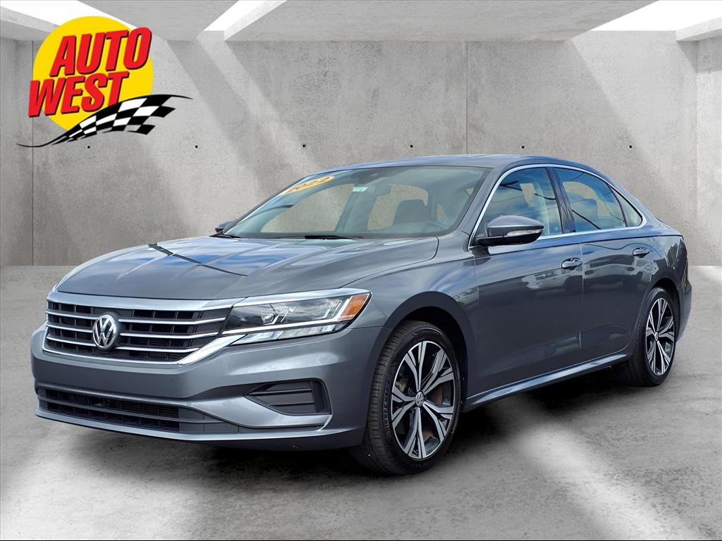 2022 Volkswagen Passat SE's photo