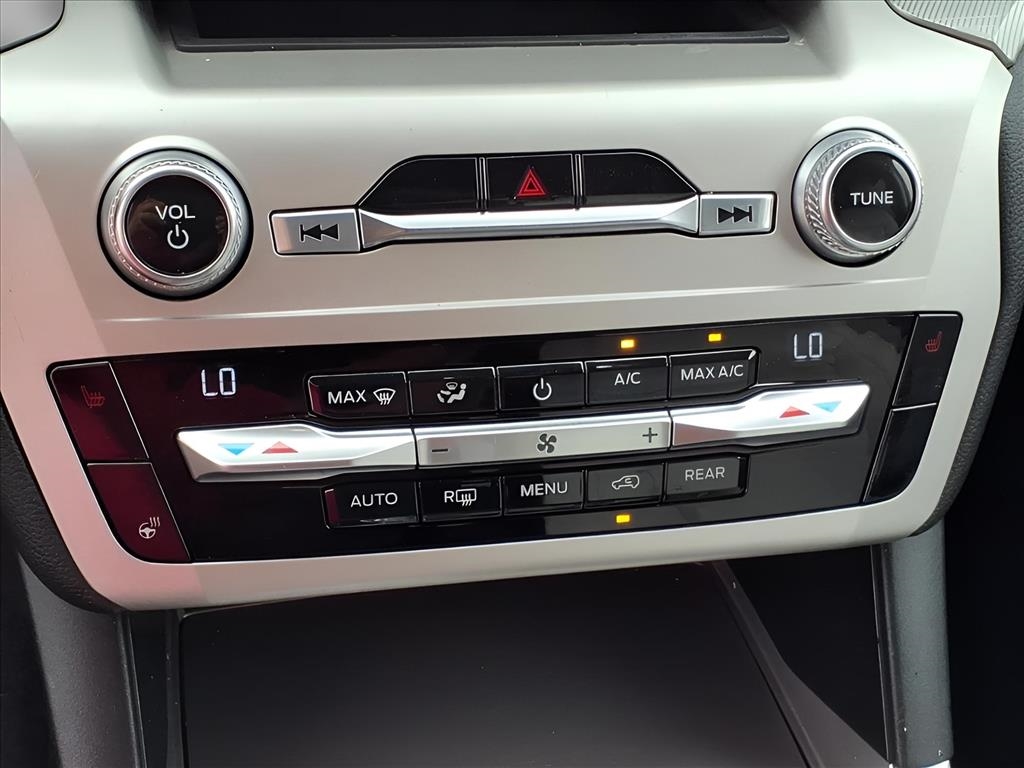Ford Explorer XLT 4WD 2021