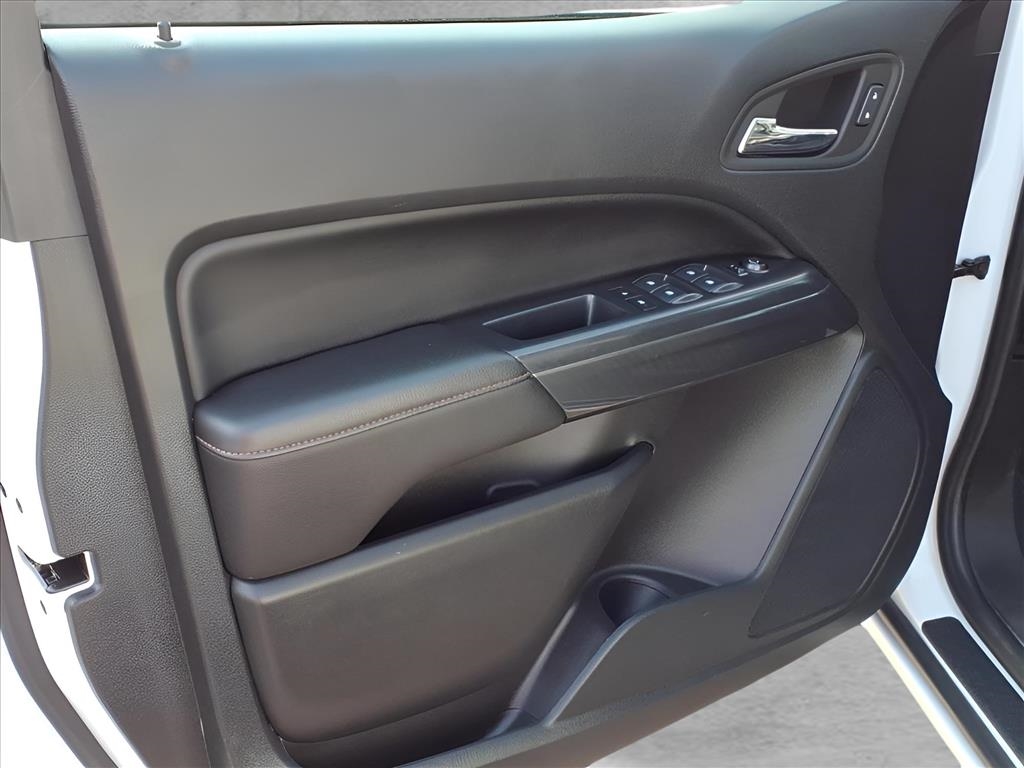 GMC Canyon 4WD Crew Cab 128" AT4 w/Cloth 2022