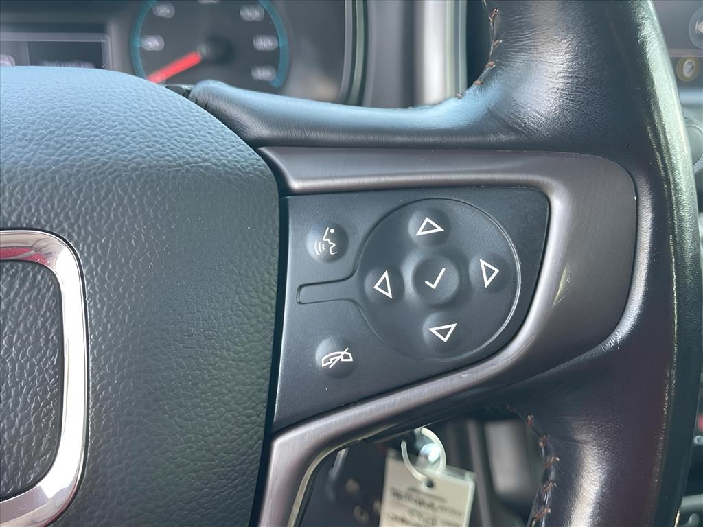 GMC Canyon 4WD Crew Cab 128" AT4 w/Cloth 2022