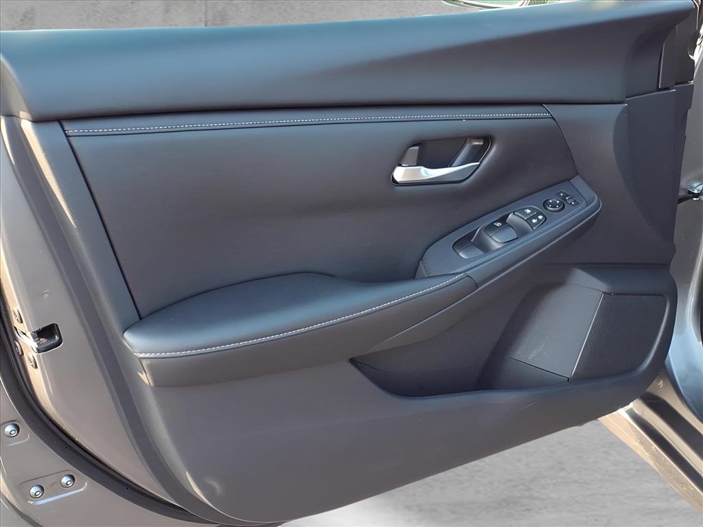 Nissan Sentra SV CVT 2024