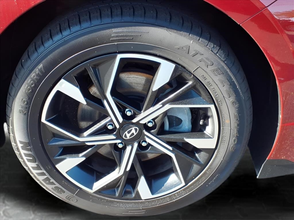 Hyundai Sonata SEL 2.5L FWD 2024